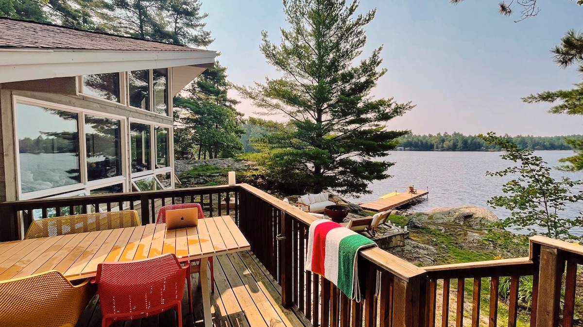 Outdoor dining with lake view